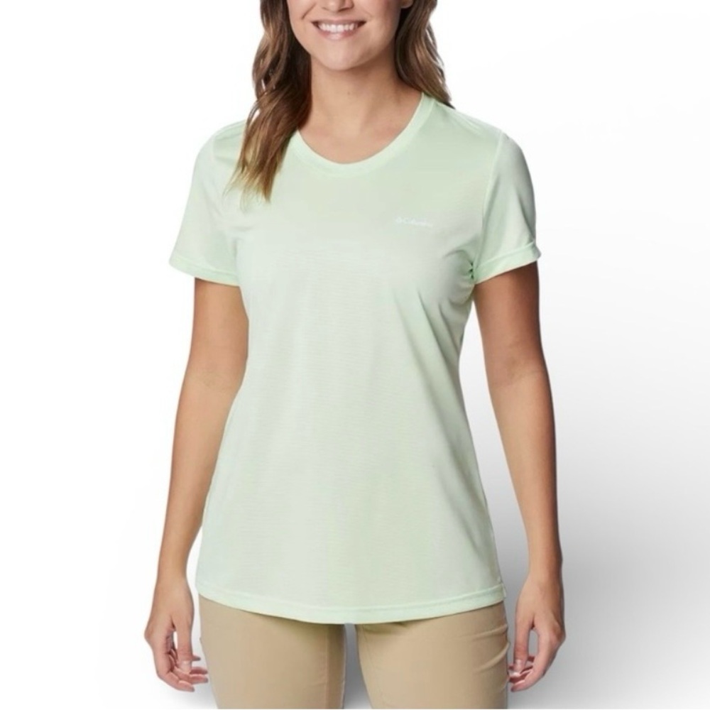 Columbia Heather Green/Key West Hike  Crew Neck Short Sleeve T-shirt